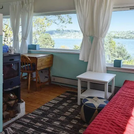 Awesome In W/ Sauna And 3 Bedrooms Saetre